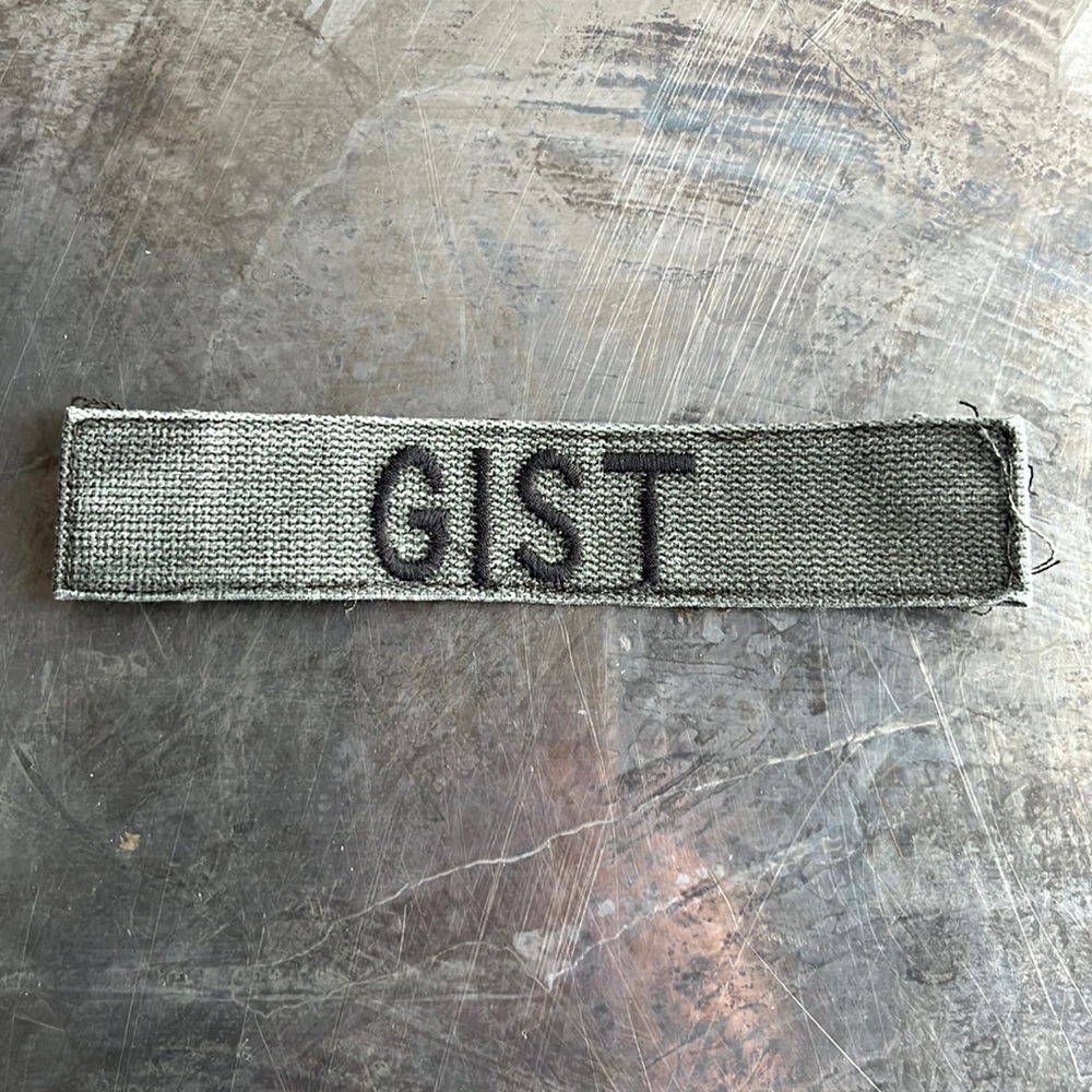GIST Embroidered Vintage ‘Army Green’ Military Name Tape Patch